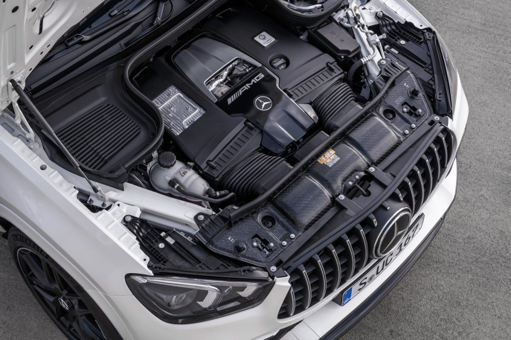 Mercedes-AMG GLE 63 S 4MATIC+ Coupé  (Combined fuel consumption 11.5 l/100 km; combined CO2-Emission 263 g/km), Exterieur, diamond White, V8 engine