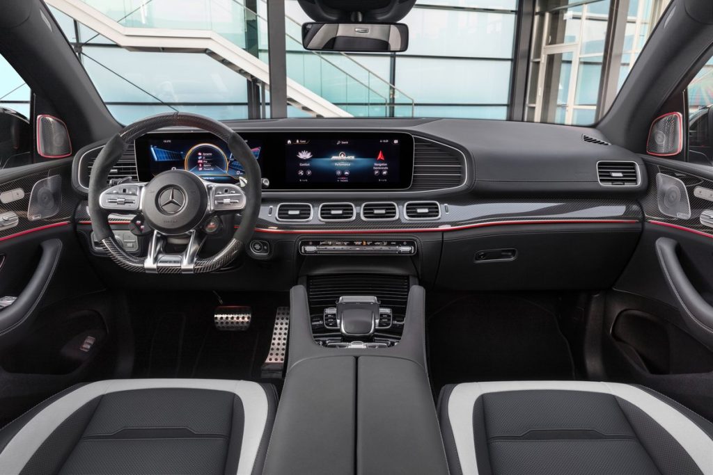 Mercedes-AMG GLE 63 S 4MATIC+ Coupé  (Combined fuel consumption 11.5 l/100 km; combined CO2-Emission 263 g/km), Interieur, Nappa AMG Exclusive black, MBUX Infotainment system and AMG Performance steering wheel